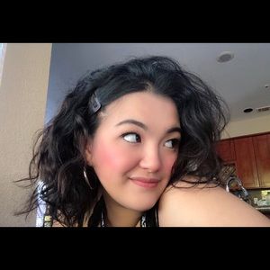 Meet your Posher, Destiny